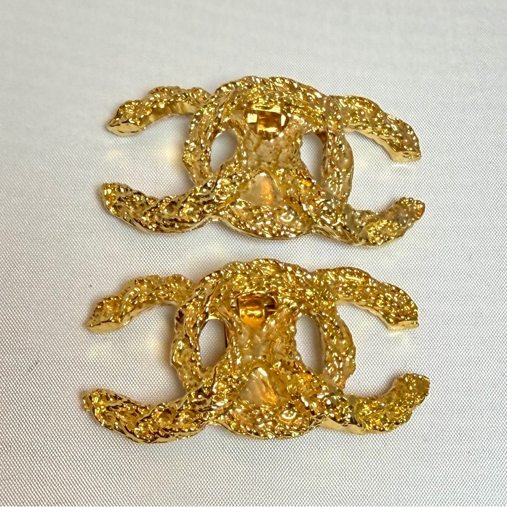 CHANEL Vintage Gold Textured Logo Shoe Clips Signed Bluette Made In France